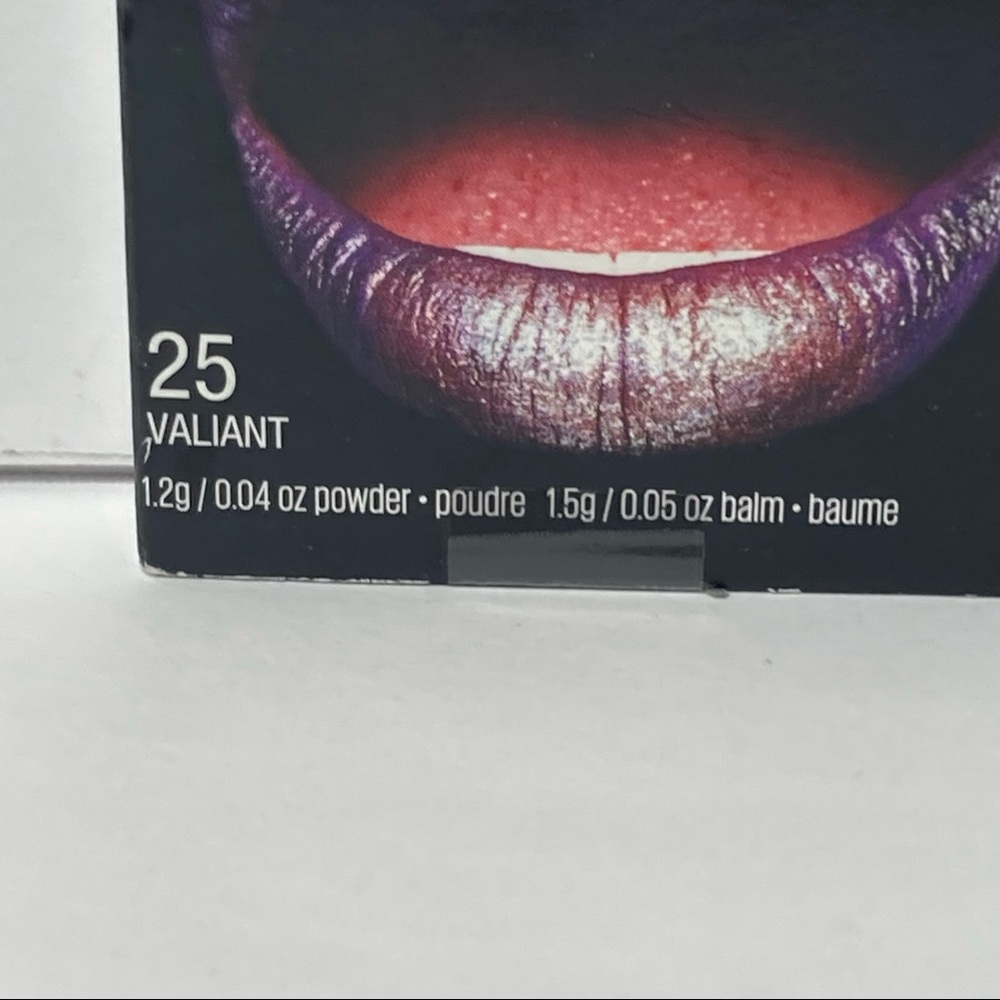 Maybelline Python Metallic Lip Kit Valiant - Picture 6 of 10